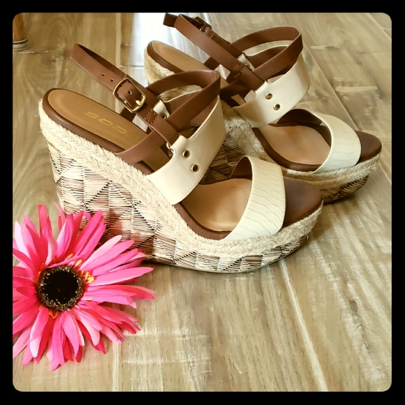 Soda Shoes - Womens Soda wedge sandals